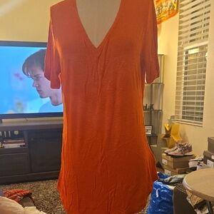 Old Navy Bright Orange V-Neck Short Sleeve Top